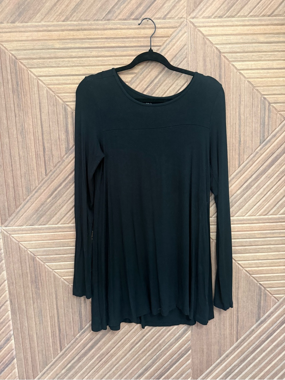 Aerie Versatile Black Long-Sleeve Women's Top